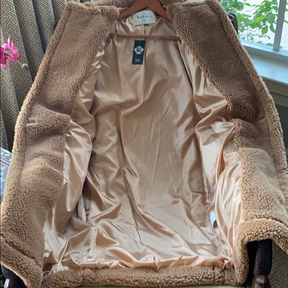 HOST PIC K.ZELL PARIS CAMEL COLOR OVERSIZED LUXE FAUX FUR TEDDY COAT SIZE M - Picture 15 of 16
